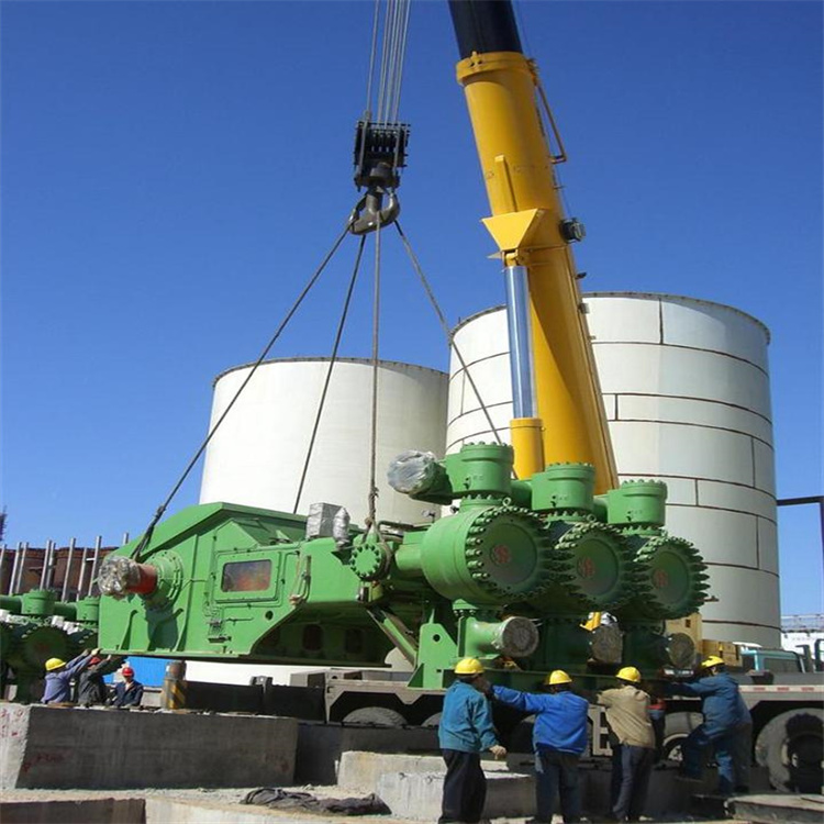 香洲租赁200吨吊车